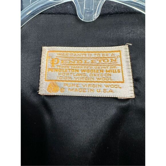 Pendleton men’s black 100% virgin wool pea coat size Large.  #11-0276 - Picture 4 of 5